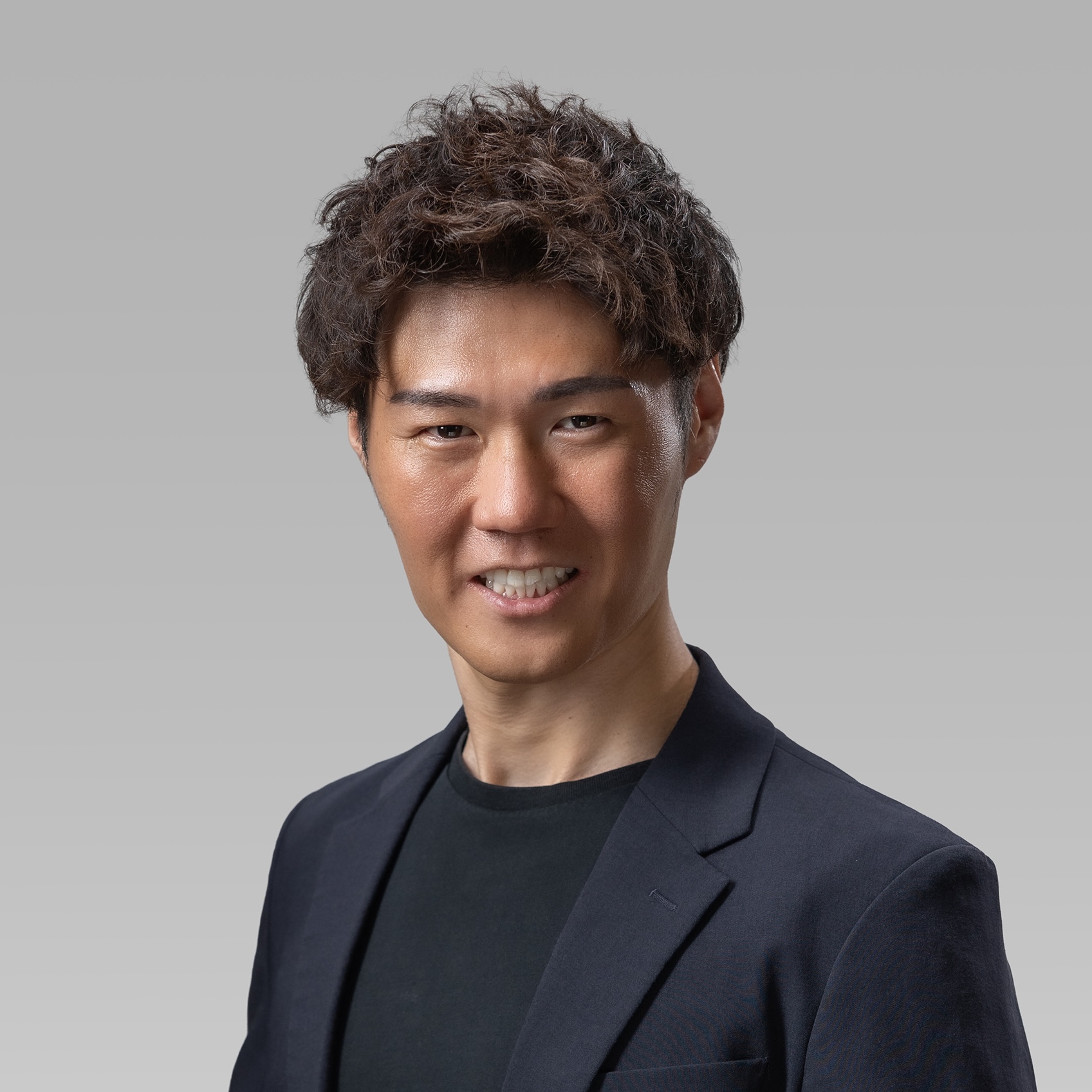 株式会社OKINOWA 代表取締役 深町 貴弘